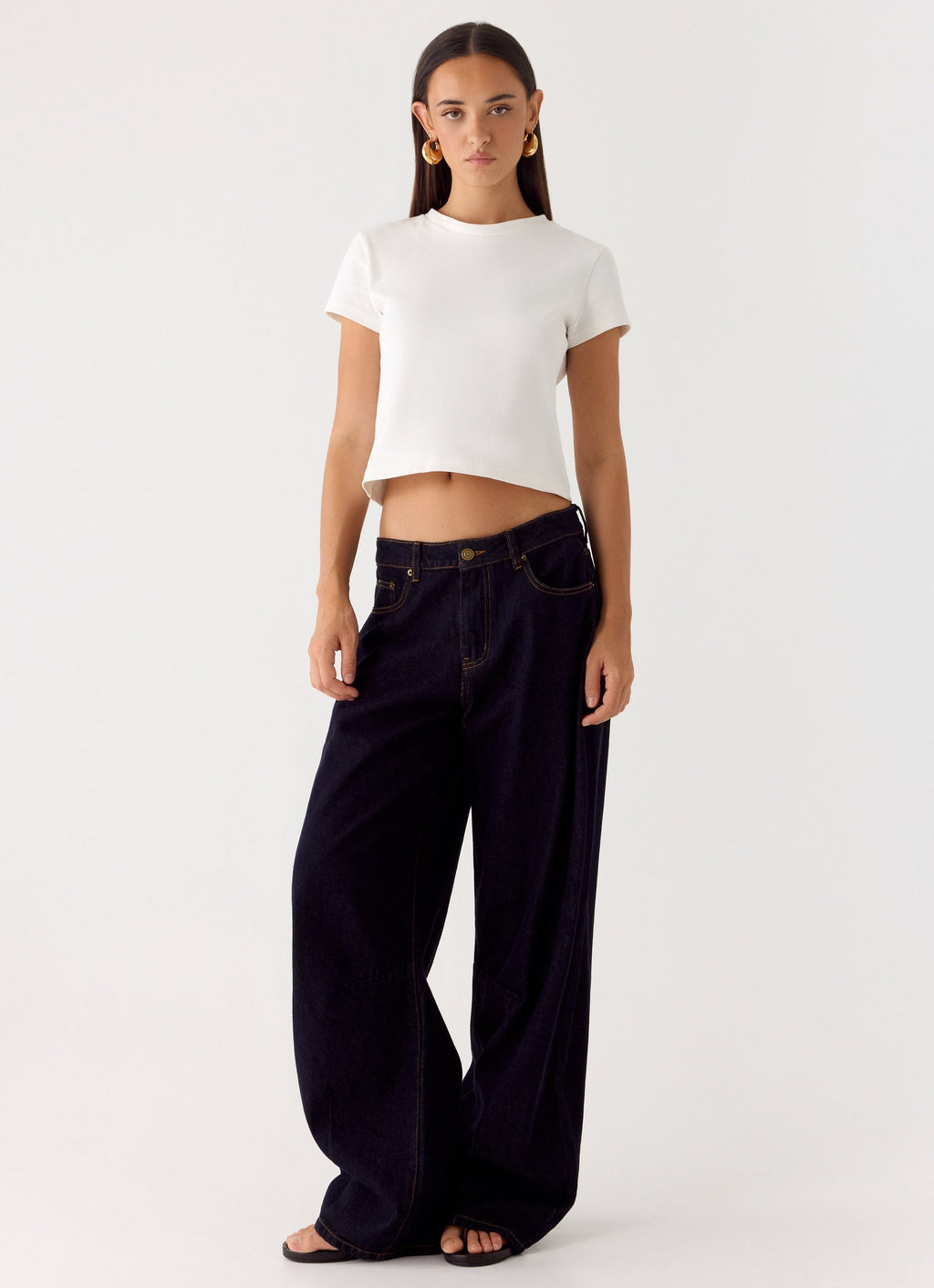 Ronan Denim Jeans | Relaxed Straight-Leg Fit with Low-Rise Waist | Everyday Comfort for Effortless Style 5